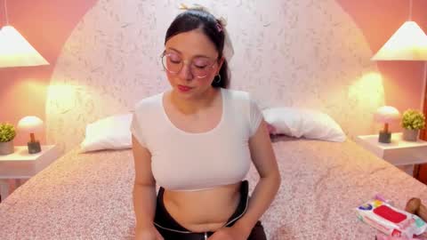 Angelica online show from February 24, 2026, 1:03 am