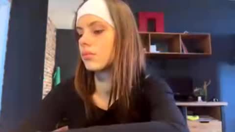Snapshot of angelikasagucio chatting on October 12, 2025, 9:30 am Roxy online show from October 12, 2025, 9:30 am