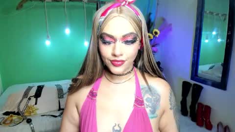 Angelina  online show from October 22, 2025, 3:23 pm