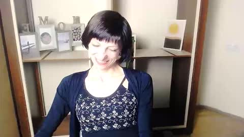 Angelina online show from September 16, 2025, 6:25 am