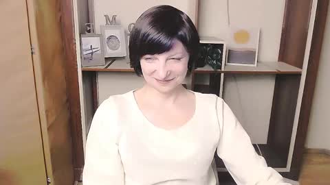 Angelina online show from April 18, 2026, 8:40 am