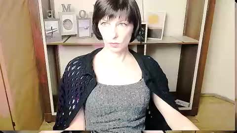 Angelina online show from June 9, 2026, 7:42 am