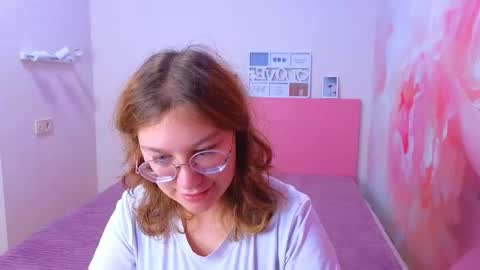 AngelinaLow online show from November 11, 2025, 12:27 pm