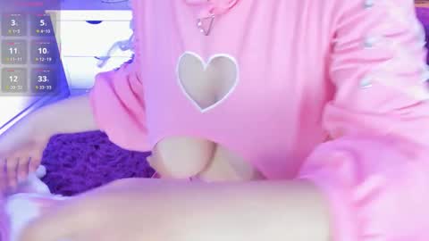 angeline online show from December 17, 2025, 12:44 pm