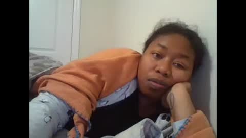 angeliquebelcaliz online show from February 21, 2025, 10:39 am