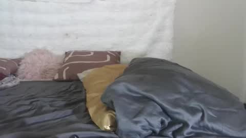 angeliquebelcaliz online show from June 7, 2026, 3:16 pm