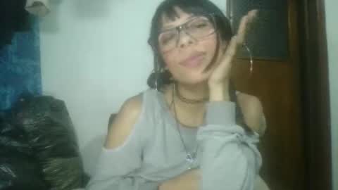 Snapshot of angelita_33 chatting on October 17, 2025, 11:40 pm angelita_33 online show from October 17, 2025, 11:40 pm