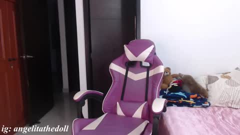 Snapshot of angelitayourdoll chatting on September 19, 2025, 4:25 am angelita independent model online show from September 19, 2025, 4:25 am