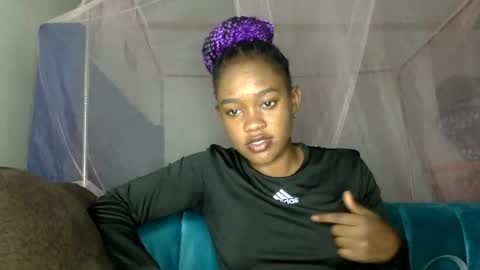 angelkyla online show from November 29, 2025, 11:02 am