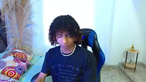 Angel online show from May 25, 2026, 9:10 pm