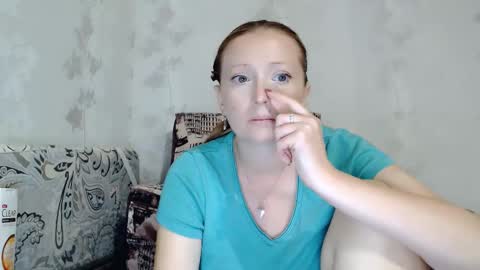 Snapshot of angellllsexy chatting on September 14, 2025, 5:23 pm Galina online show from September 14, 2025, 5:23 pm