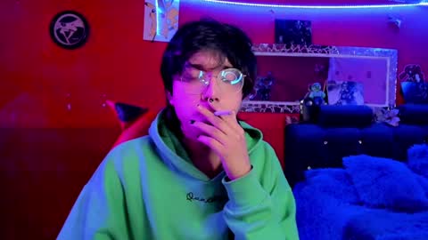 Angel  online show from December 12, 2024, 4:48 am