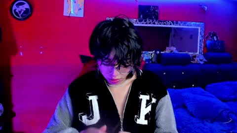 Angel  online show from December 31, 2024, 6:59 am