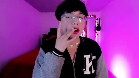 Angel  online show from November 12, 2025, 3:51 am