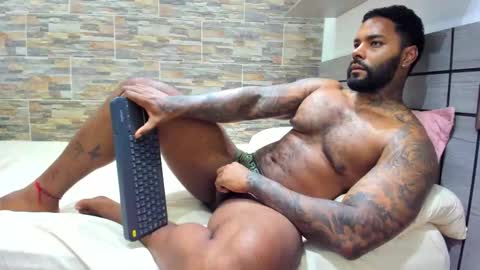 angelo_evans33 online show from March 7, 2026, 1:13 am