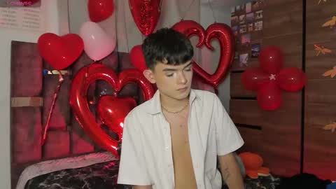 Snapshot of angelocute_ chatting on February 15, 2025, 4:58 am Angelo I work from home this is my room  online show from February 15, 2025, 4:58 am