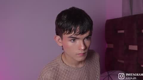 Snapshot of angelocute_ chatting on September 15, 2025, 4:12 am Angelo I work from home this is my room  online show from September 15, 2025, 4:12 am