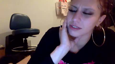 Angel online show from October 21, 2025, 2:34 am