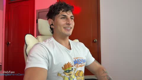 Snapshot of angeloferro1 chatting on December 7, 2024, 6:54 am Angelo Ferro online show from December 7, 2024, 6:54 am