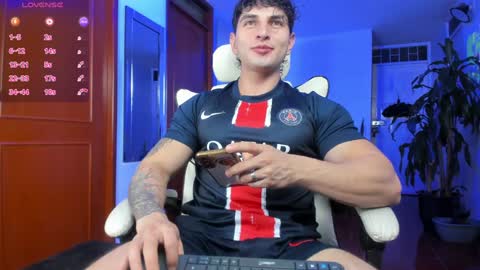 Snapshot of angeloferro1 chatting on January 6, 2025, 2:48 am Angelo Ferro online show from January 6, 2025, 2:48 am