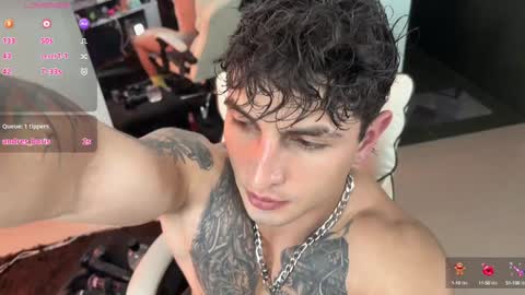 Snapshot of angeloferro1 chatting on January 26, 2025, 4:51 am Angelo Ferro online show from January 26, 2025, 4:51 am