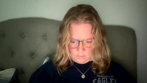 Snapshot of angeloflight273360 chatting on January 6, 2025, 7:24 pm Angel of Light online show from January 6, 2025, 7:24 pm