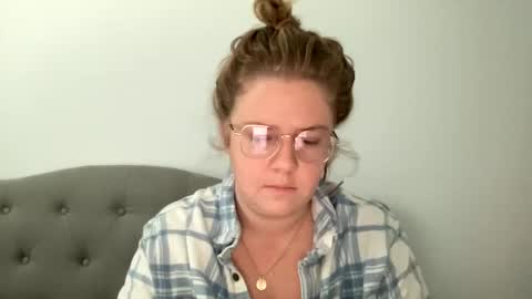 Snapshot of angeloflight273360 chatting on January 8, 2025, 3:50 pm Angel of Light online show from January 8, 2025, 3:50 pm