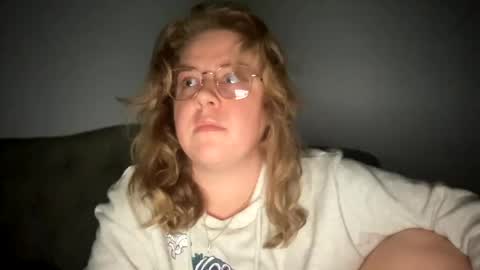 Snapshot of angeloflight273360 chatting on January 28, 2025, 4:18 am Angel of Light online show from January 28, 2025, 4:18 am