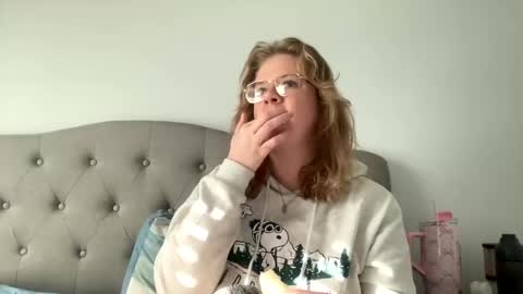 Snapshot of angeloflight273360 chatting on January 28, 2025, 8:47 pm Angel of Light online show from January 28, 2025, 8:47 pm