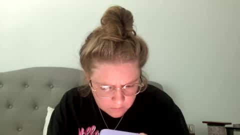 Snapshot of angeloflight273360 chatting on February 8, 2025, 5:18 pm Angel of Light online show from February 8, 2025, 5:18 pm