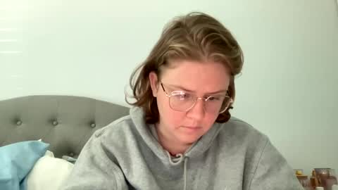 Snapshot of angeloflight273360 chatting on February 18, 2025, 5:31 pm Angel of Light online show from February 18, 2025, 5:31 pm