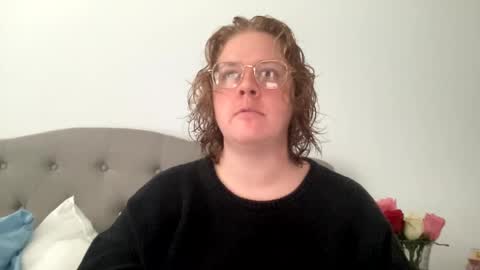 Snapshot of angeloflight273360 chatting on February 18, 2025, 8:58 pm Angel of Light online show from February 18, 2025, 8:58 pm