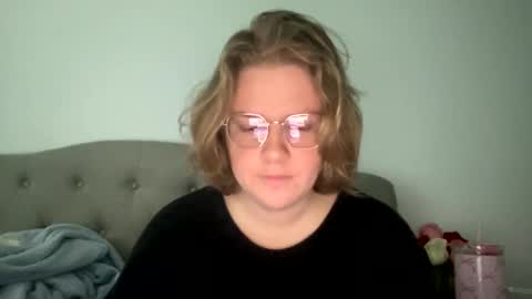 Snapshot of angeloflight273360 chatting on February 20, 2025, 5:18 pm Angel of Light online show from February 20, 2025, 5:18 pm