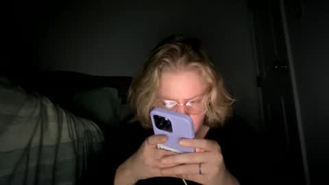 Snapshot of angeloflight273360 chatting on February 20, 2025, 11:32 pm Angel of Light online show from February 20, 2025, 11:32 pm