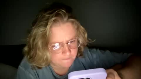 Snapshot of angeloflight273360 chatting on February 28, 2025, 11:34 pm Angel of Light online show from February 28, 2025, 11:34 pm
