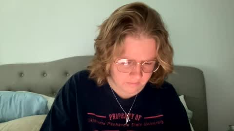 Snapshot of angeloflight273360 chatting on March 8, 2025, 7:20 pm Angel of Light online show from March 8, 2025, 7:20 pm