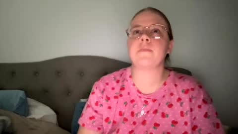 Snapshot of angeloflight273360 chatting on March 11, 2025, 11:15 pm Angel of Light online show from March 11, 2025, 11:15 pm