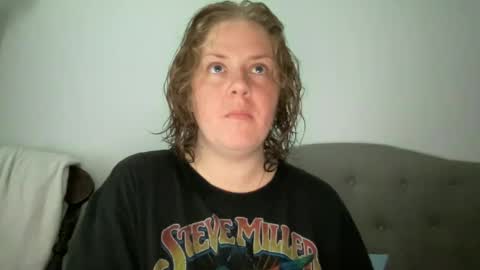 Snapshot of angeloflight273360 chatting on September 25, 2025, 12:09 pm Angel of Light online show from September 25, 2025, 12:09 pm