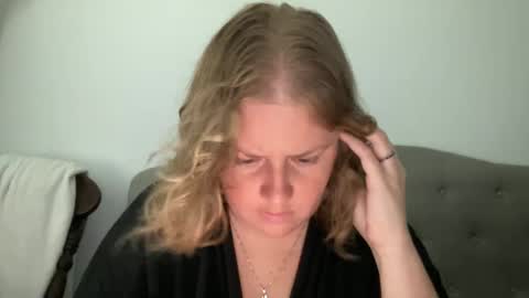 Snapshot of angeloflight273360 chatting on October 7, 2025, 1:41 pm Angel of Light online show from October 7, 2025, 1:41 pm