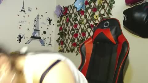 angelsexhotlatin online show from March 4, 2025, 4:41 pm