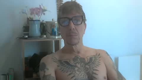 Snapshot of angelsound777 chatting on November 6, 2025, 11:11 am angelsound777 online show from November 6, 2025, 11:11 am