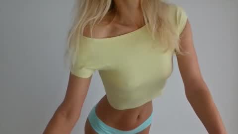 Alesia online show from December 14, 2025, 10:42 am