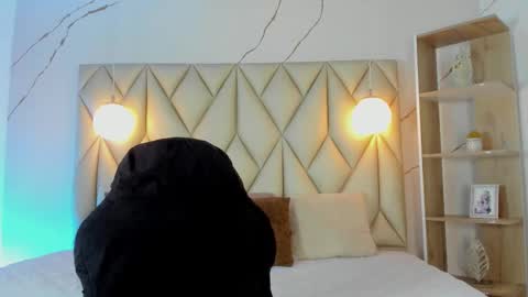 ANGIE online show from January 7, 2026, 3:03 pm