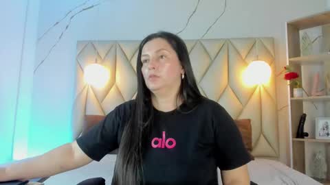 Snapshot of angelswets chatting on February 13, 2026, 2:13 pm ANGIE online show from February 13, 2026, 2:13 pm