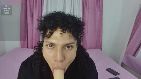 Snapshot of angelwhitte chatting on November 14, 2025, 8:29 pm angelwhitte online show from November 14, 2025, 8:29 pm