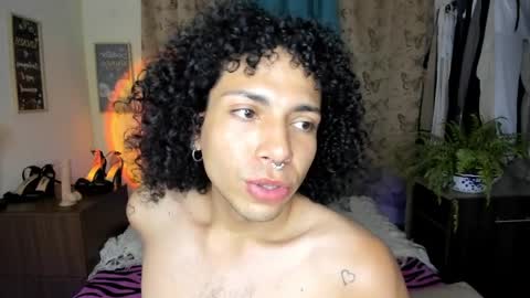 angelwhitte online show from April 10, 2026, 1:00 am