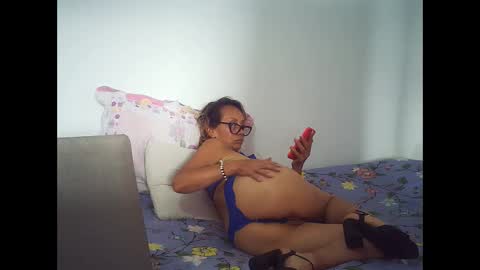 angelycute476334 online show from February 3, 2025, 5:46 pm