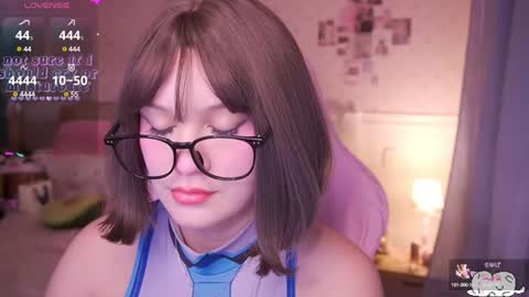 Snapshot of angelytaxx chatting on February 1, 2025, 5:18 am Angel online show from February 1, 2025, 5:18 am