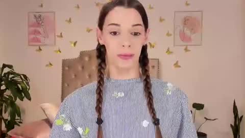 Anabella online show from December 9, 2024, 1:51 am