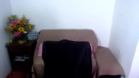 Angie y Andres online show from March 12, 2026, 2:50 am